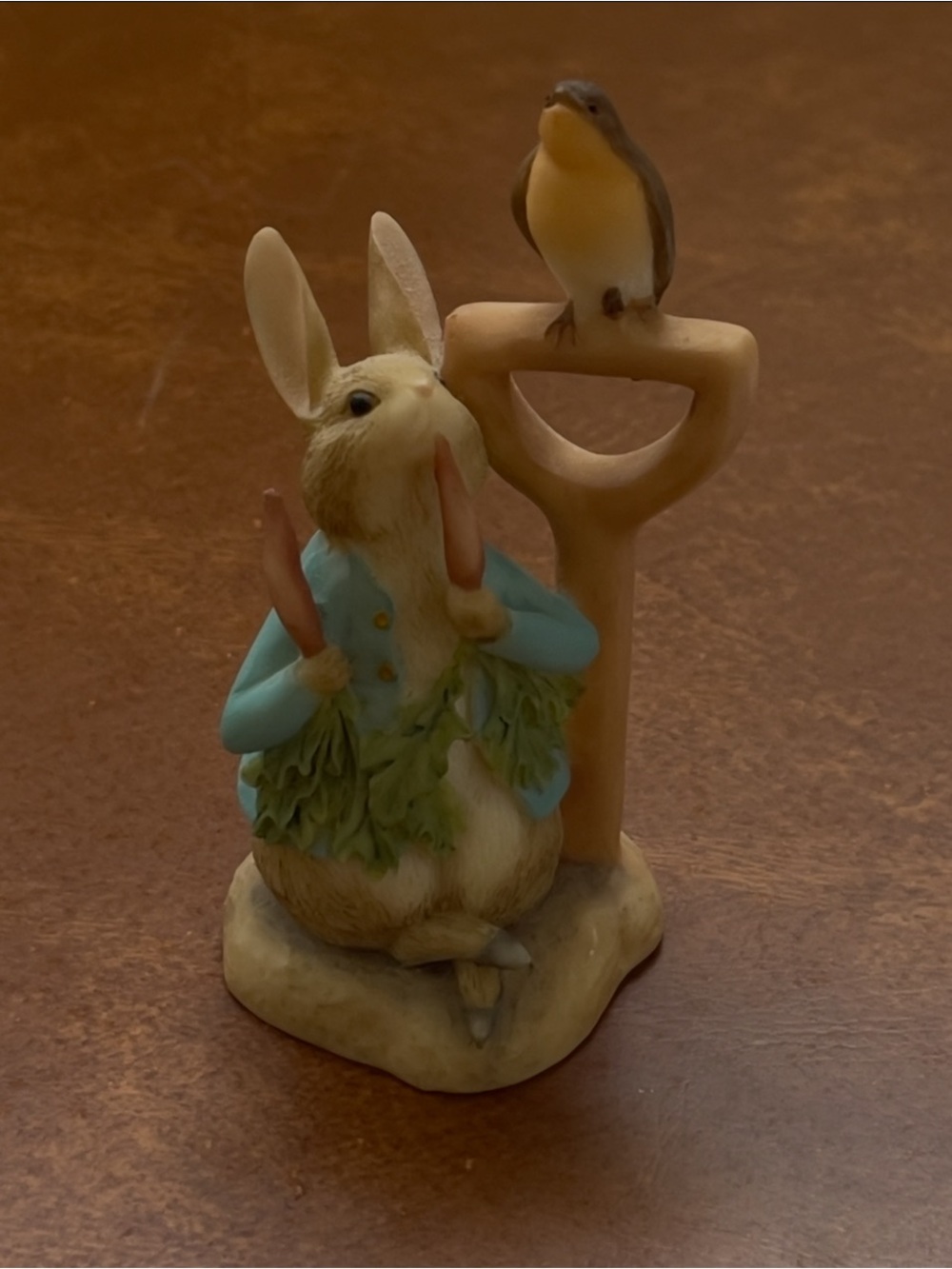 Vintage 1991 Beatrix Potter Peter Rabbit Figurine Garden Bird Carrot⁠